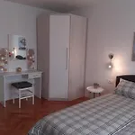 S Pogledom Na - Nada Lägenhet Pula