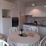 S Pogledom Na - Nada *
