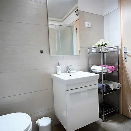Apartament S Pogledom Na - Nada Pula