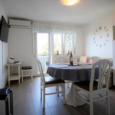 Apartment S Pogledom Na - Nada *