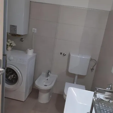 S Pogledom Na - Nada * Póla