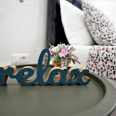 S Pogledom Na - Nada